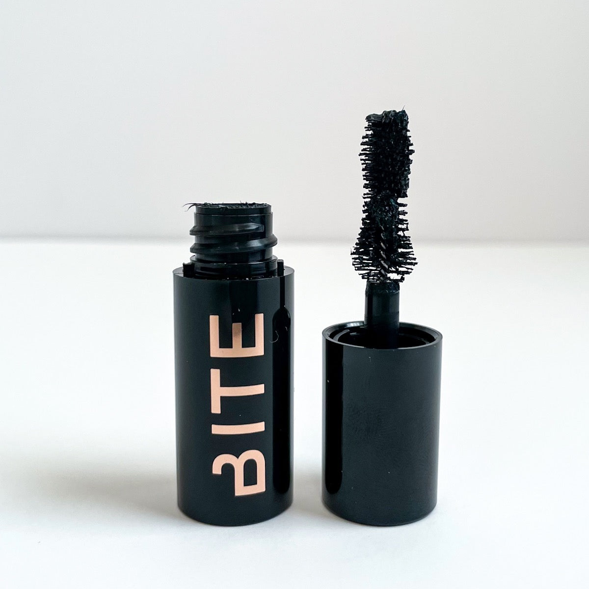 Pestañina BITE Travel size