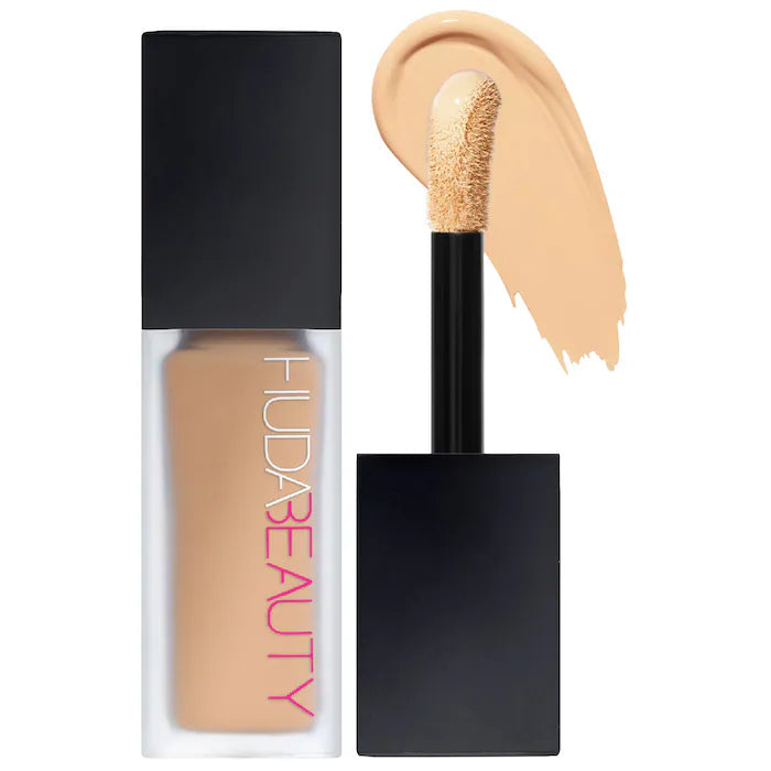 Corrector Huda beauty